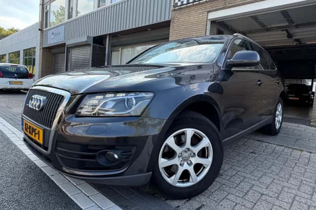 Audi Q5 (2010) thumbnail 1