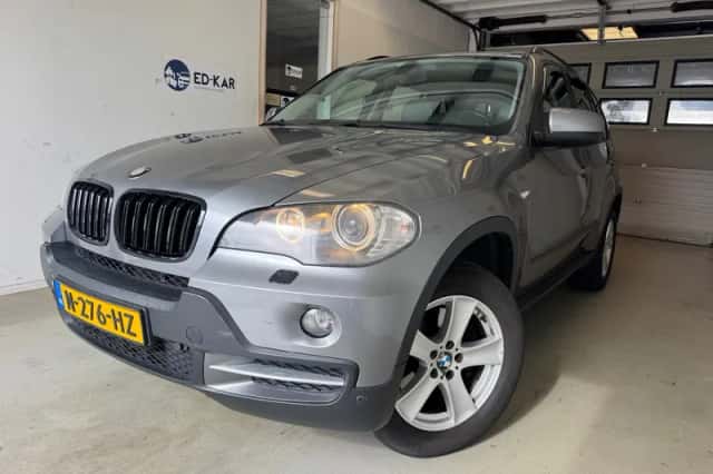 BMW X5 (2009) thumbnail 1