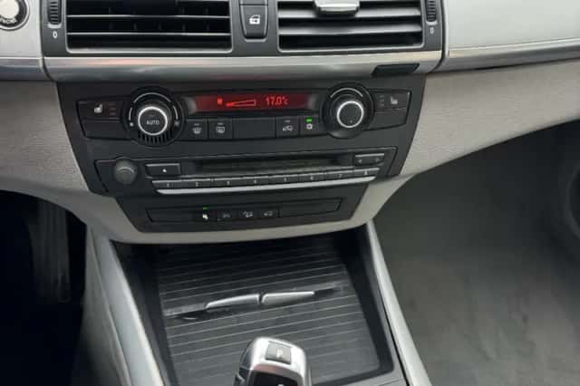 BMW X5 (2009) thumbnail 3