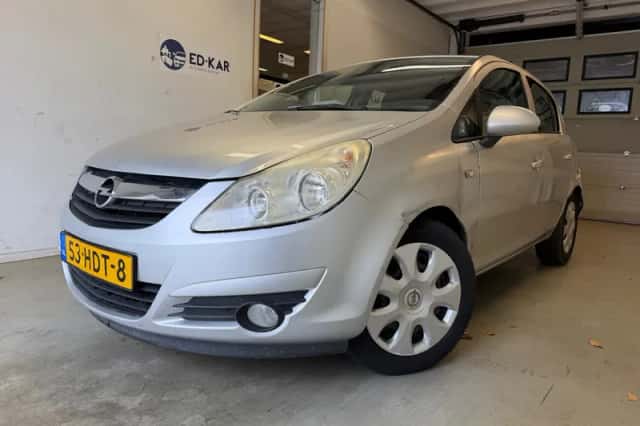 Opel Corsa (2008) thumbnail 1