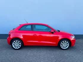 Audi A1 (2012) thumbnail 5