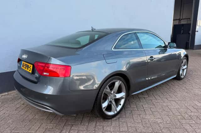 Audi A5 (2012) thumbnail 6