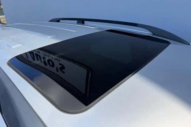 Chevrolet Captiva (2008) thumbnail 7