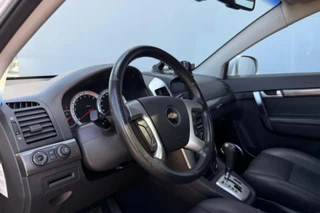 Chevrolet Captiva (2008) thumbnail 10