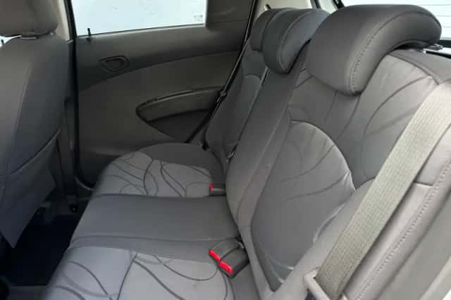 Chevrolet Spark (2011) thumbnail 8