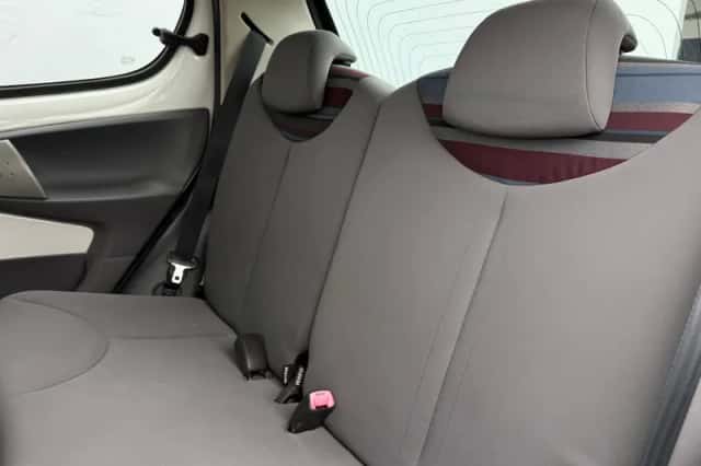 Citroën C1 (2010) thumbnail 8