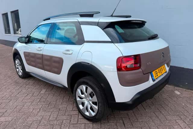 Citroën C4 Cactus (2016) thumbnail 3