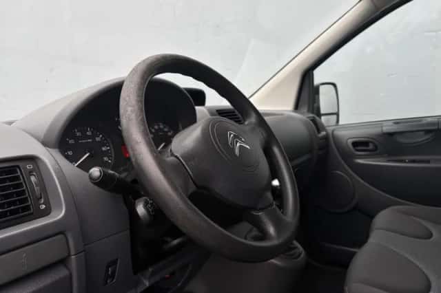 Citroën Jumpy (2015) thumbnail 8