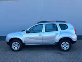 Dacia Duster (2013) thumbnail 2
