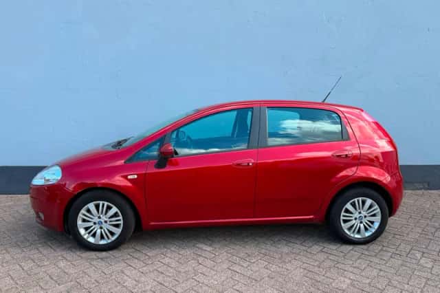 Fiat Grande Punto (2007) thumbnail 2