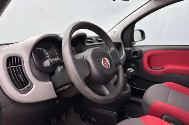 Fiat Panda (2013) thumbnail 9
