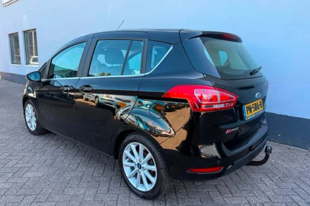 Ford B-Max (2017) thumbnail 3