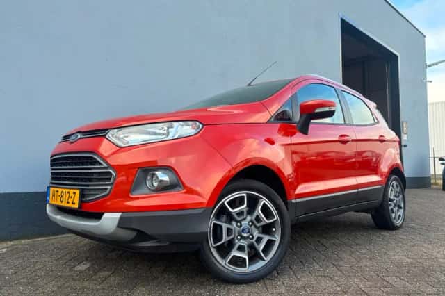 Ford EcoSport (2016) thumbnail 1