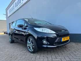 Ford Fiesta (2012) thumbnail 5