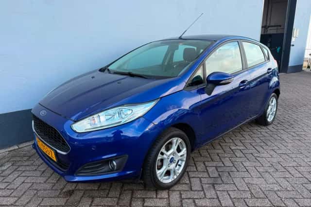 Ford Fiesta (2016) thumbnail 1