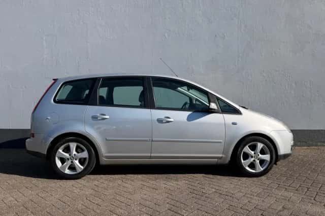 Ford Focus (2006) thumbnail 5