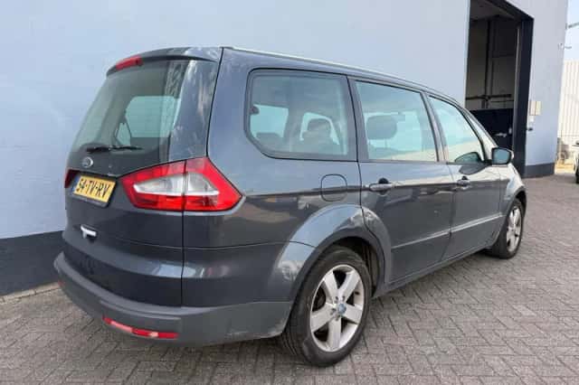 Ford Galaxy (2007) thumbnail 6