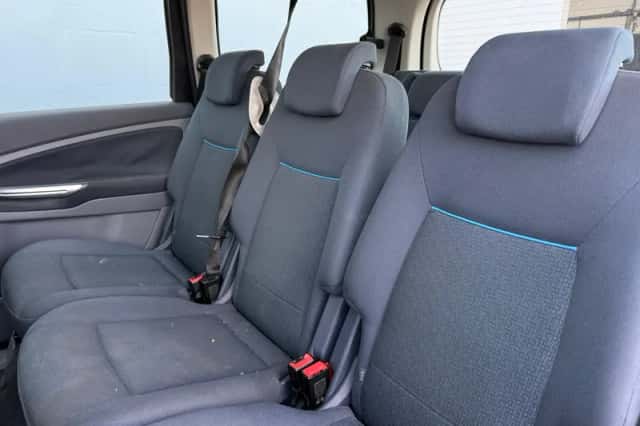 Ford Galaxy (2007) thumbnail 8