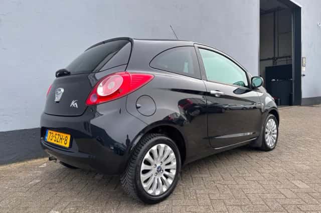 Ford Ka (2012) thumbnail 6