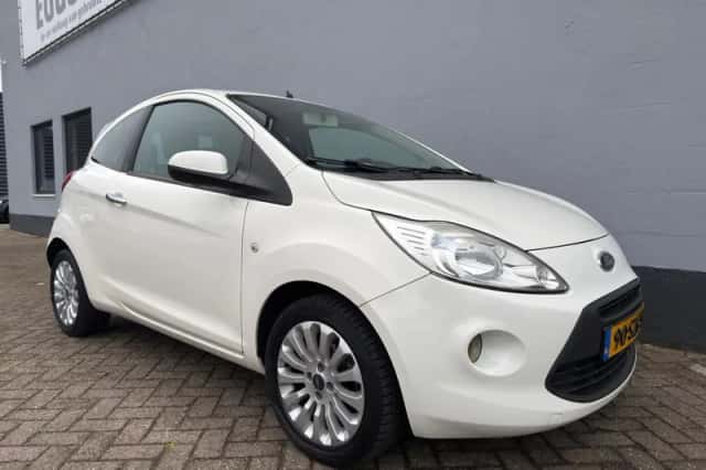 Ford Ka (2012) thumbnail 4
