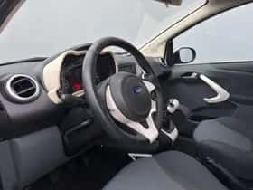 Ford Ka (2012) thumbnail 9