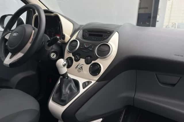 Ford Ka (2012) thumbnail 10