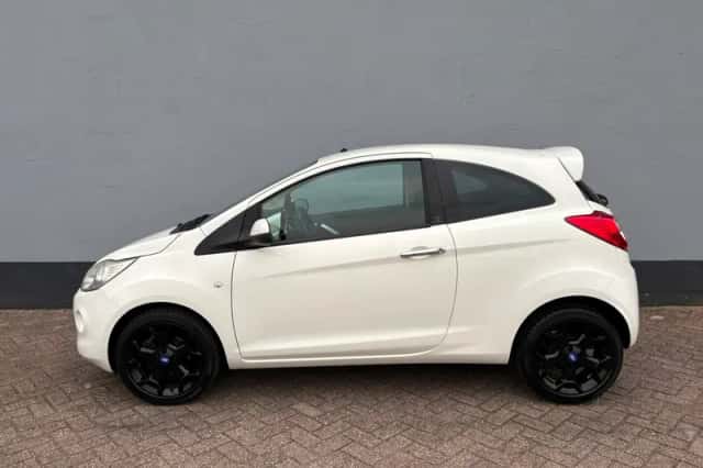 Ford Ka (2011) thumbnail 2
