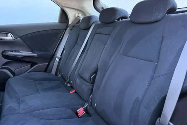 Honda Civic (2014) thumbnail 8