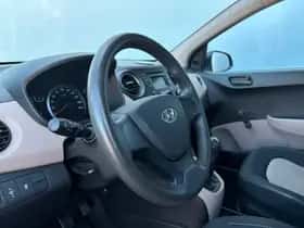 Hyundai i10 (2015) thumbnail 9