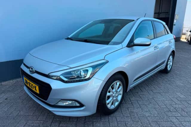 Hyundai i20 (2016) thumbnail 1