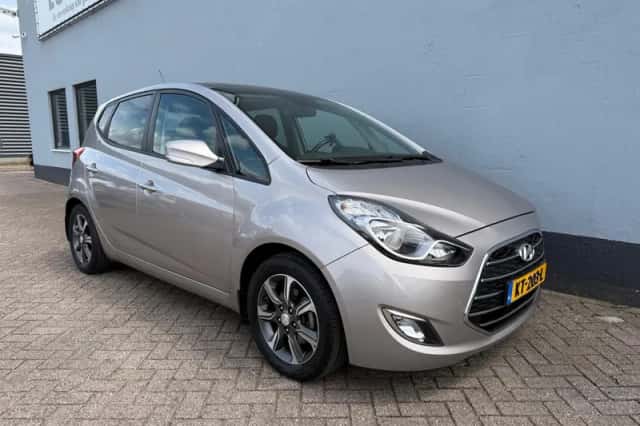 Hyundai ix20 (2016) thumbnail 4