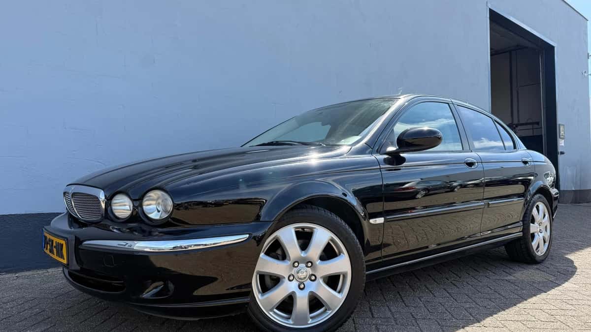 Jaguar X-Type (2006) — foto 1