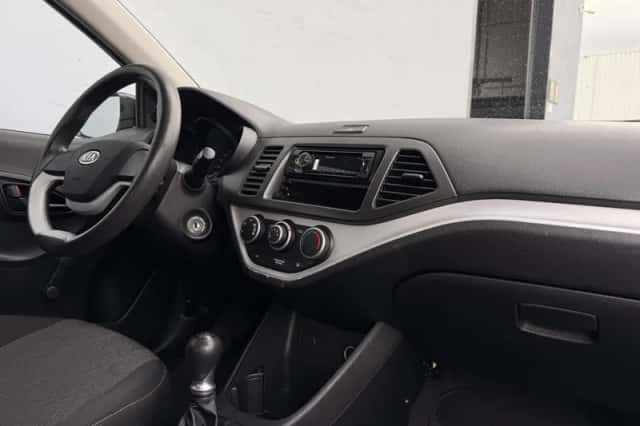 Kia Picanto (2012) thumbnail 10