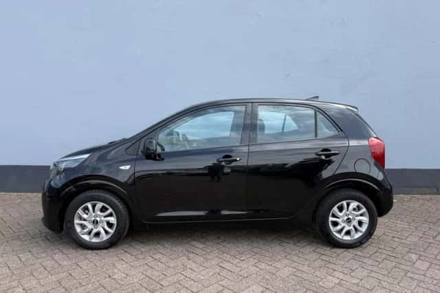 Kia Picanto (2018) thumbnail 2