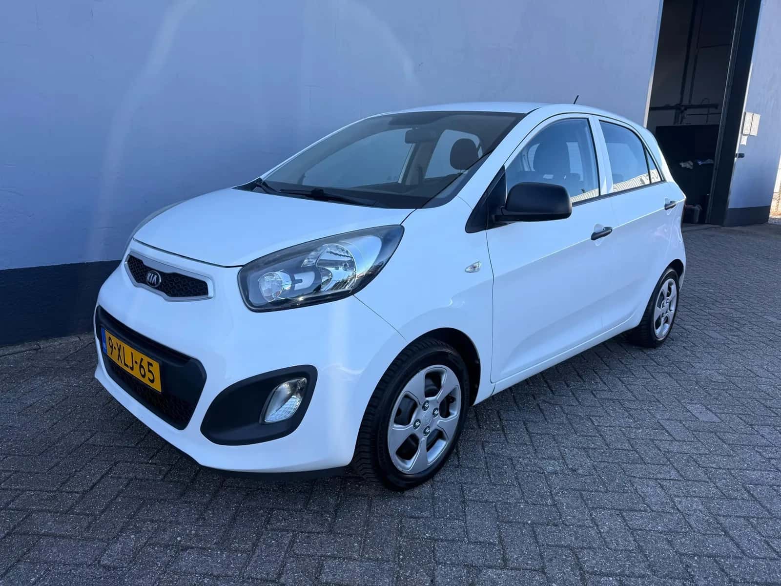 Kia Picanto (2014) — foto 1