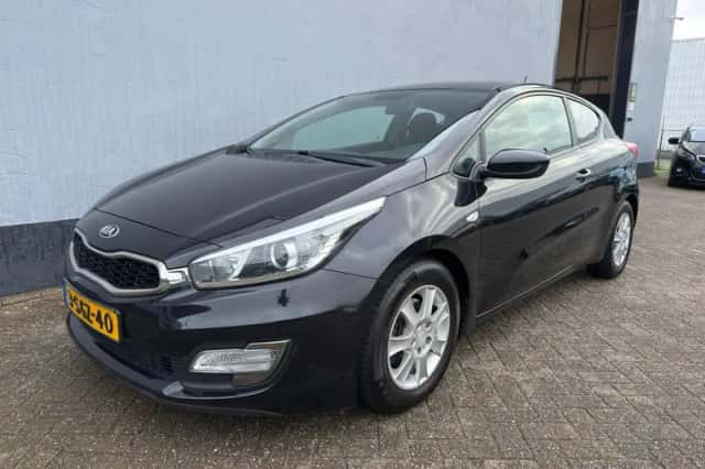 Kia Pro_cee'd (2013) thumbnail 1