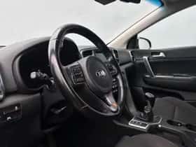 Kia Sportage (2016) thumbnail 9