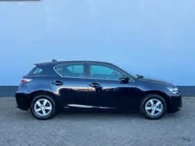 Lexus CT (2015) thumbnail 5