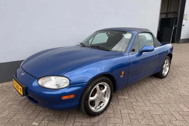 Mazda MX-5 (1999) thumbnail 1