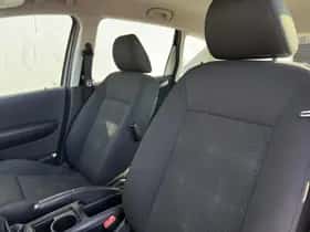 Mercedes-Benz A-Klasse (2010) thumbnail 7