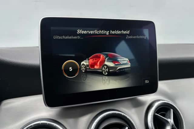 Mercedes-Benz CLA-Klasse (2016) thumbnail 12