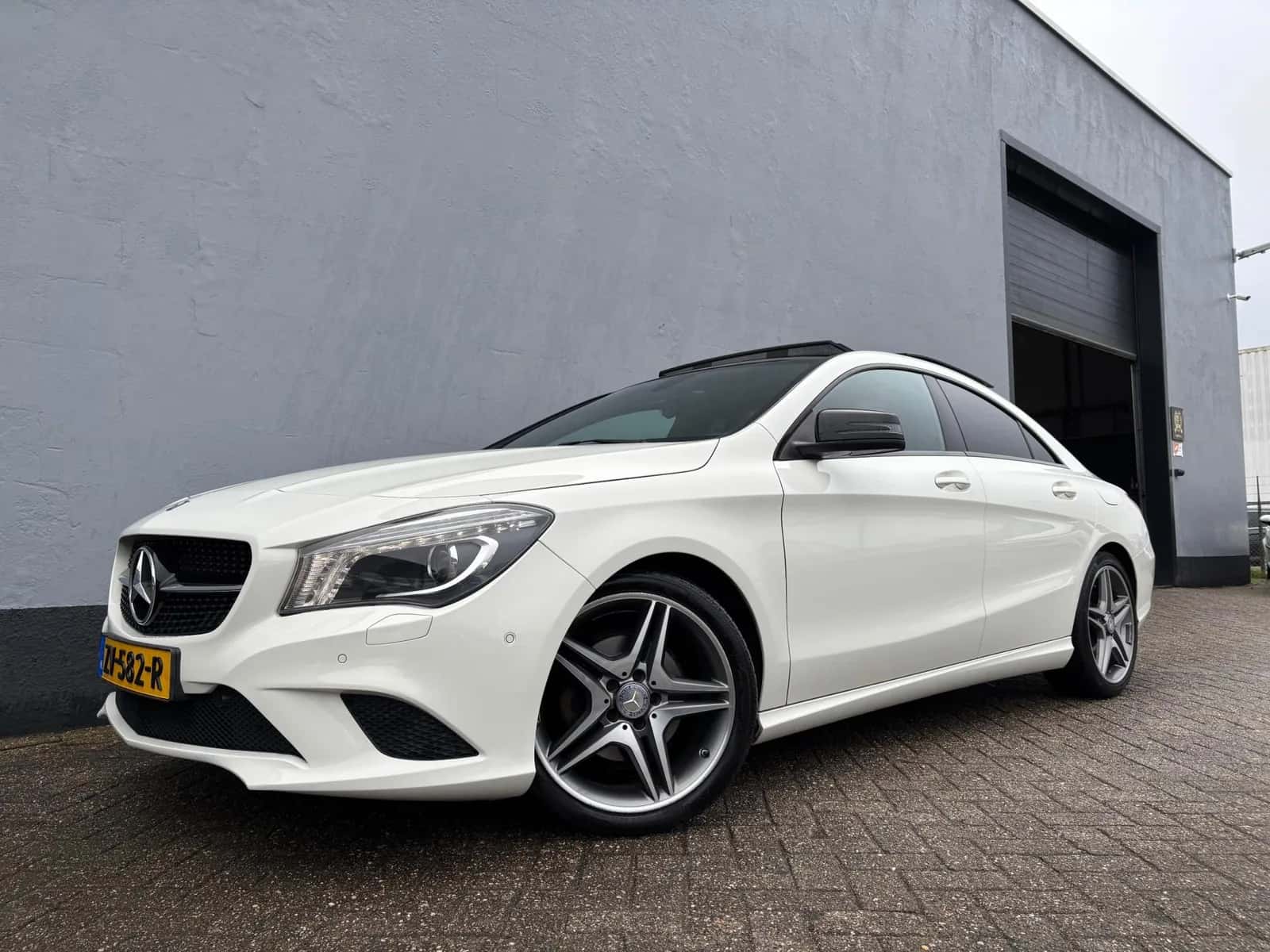 Mercedes-Benz CLA-Klasse (2015) — foto 1