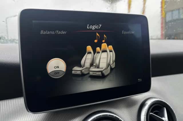 Mercedes-Benz CLA-Klasse (2015) thumbnail 16