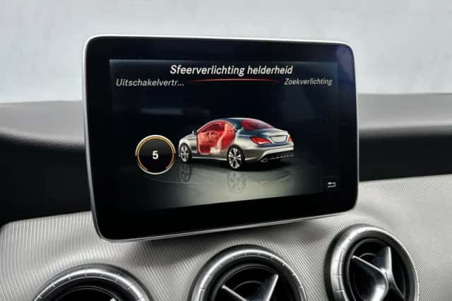 Mercedes-Benz CLA-Klasse (2015) thumbnail 19