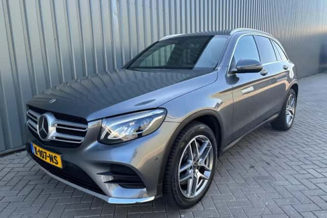 Mercedes-Benz GLC-Klasse (2017) thumbnail 1