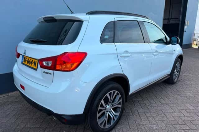Mitsubishi ASX (2016) thumbnail 6