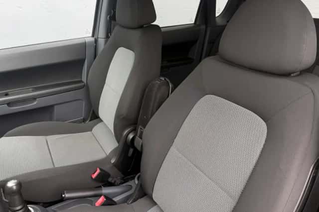 Mitsubishi Colt (2010) thumbnail 7