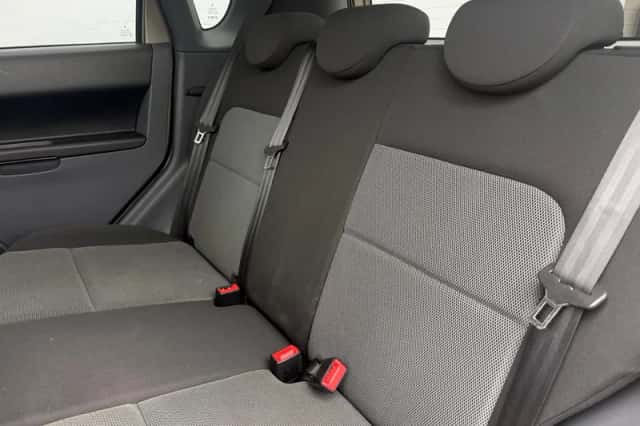 Mitsubishi Colt (2010) thumbnail 8
