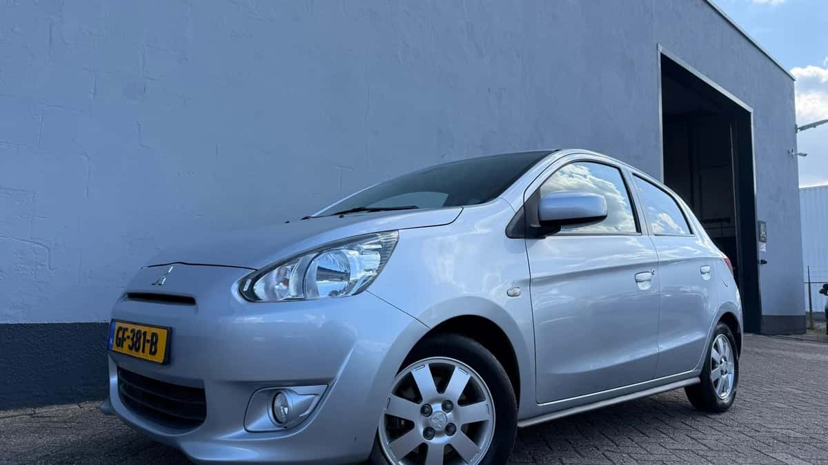 Mitsubishi Space Star (2015) — foto 1