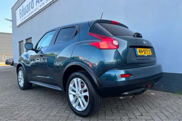 Nissan Juke (2011) thumbnail 3